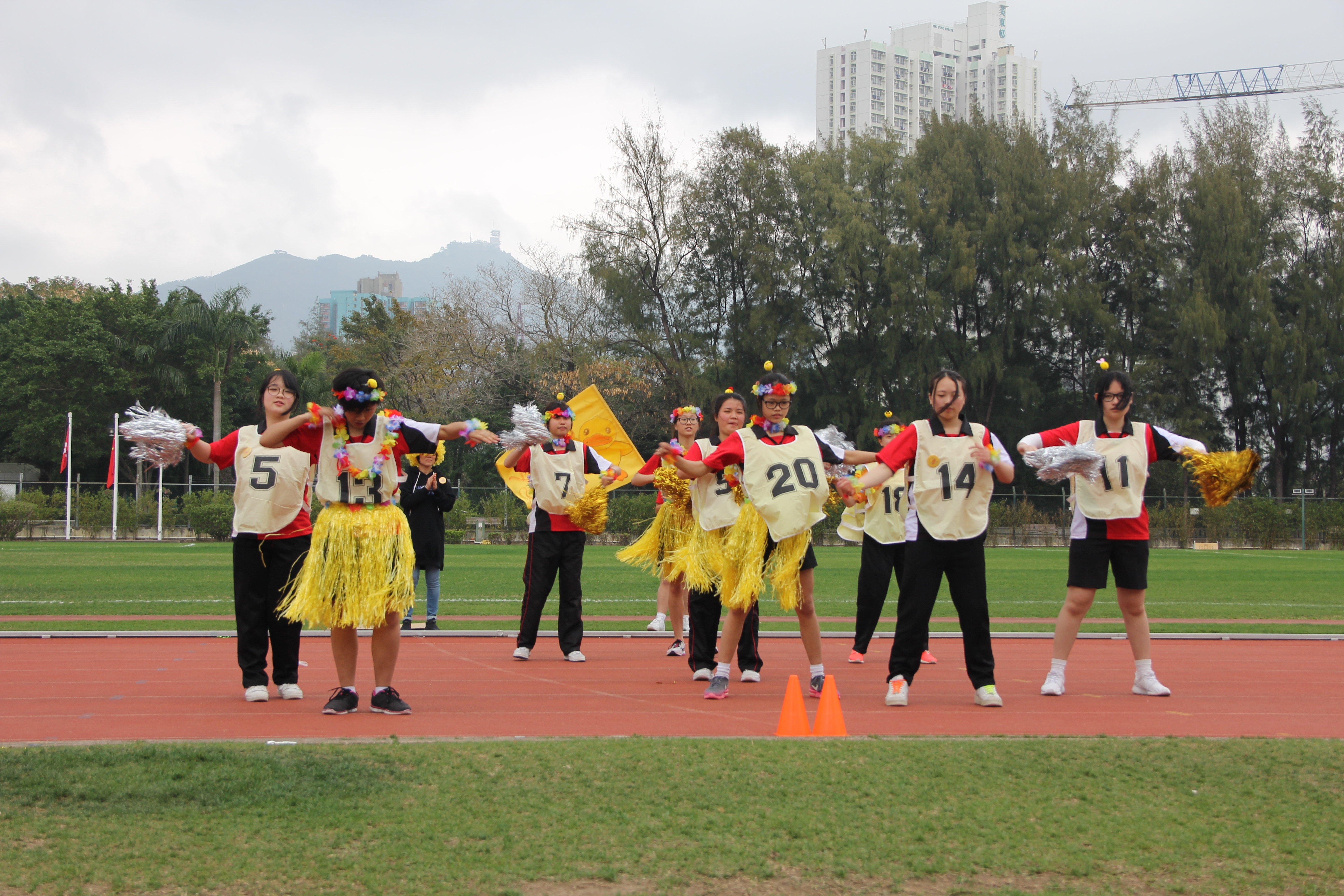 校運日啦啦隊比賽