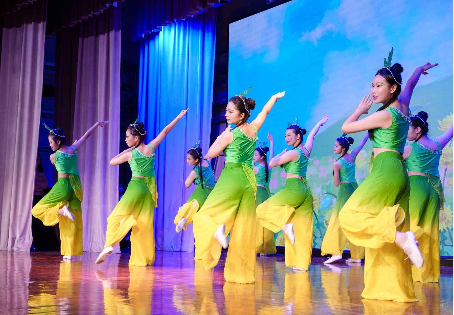 九龍工業學校校園生活